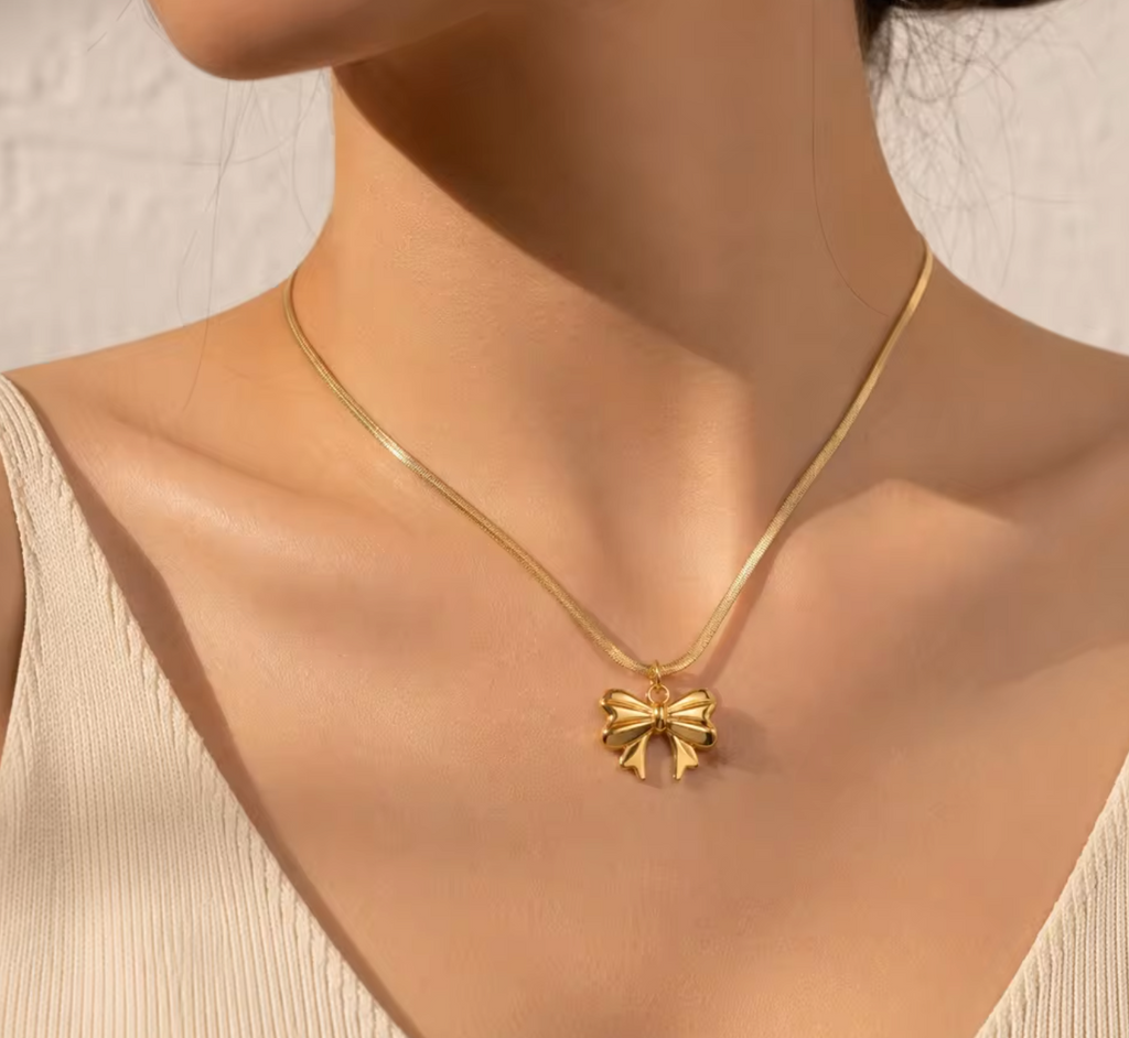18K Gold-Plated Stainless Steel Bow Pendant Snake Chain Necklace for Women
